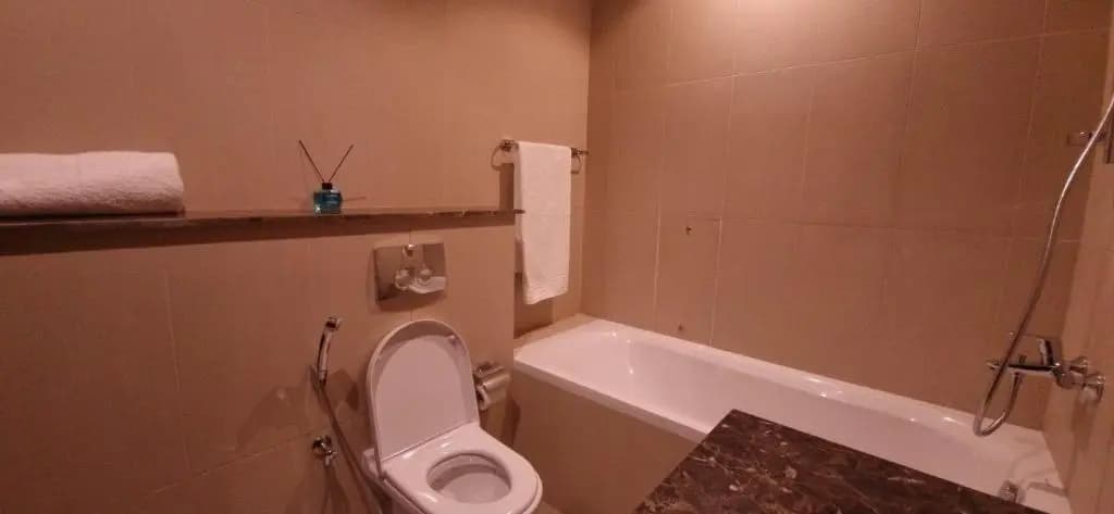 ONE Elegant Apartment in Muscat Bay 03 - photo 4