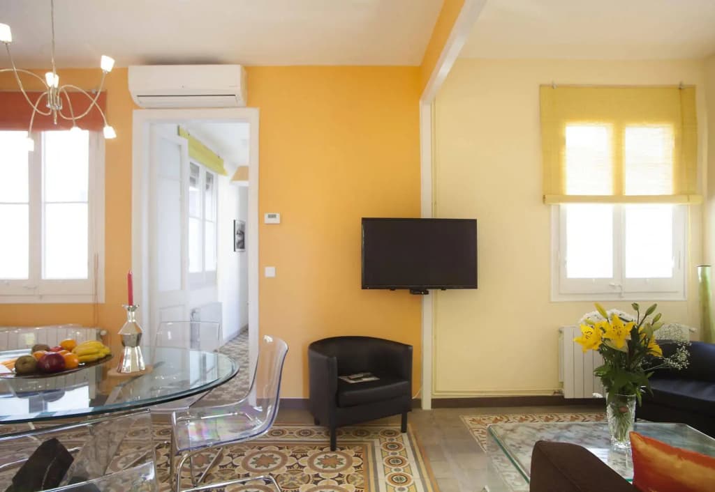 Go BCN Apartments Eixample - photo 11