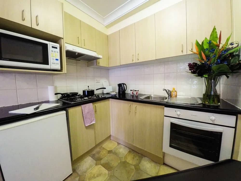 Pittwater Apartments - photo 20