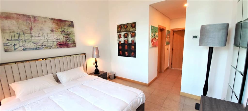 Spacious & Chic 1 bedroom with balcony in Palm - photo 3