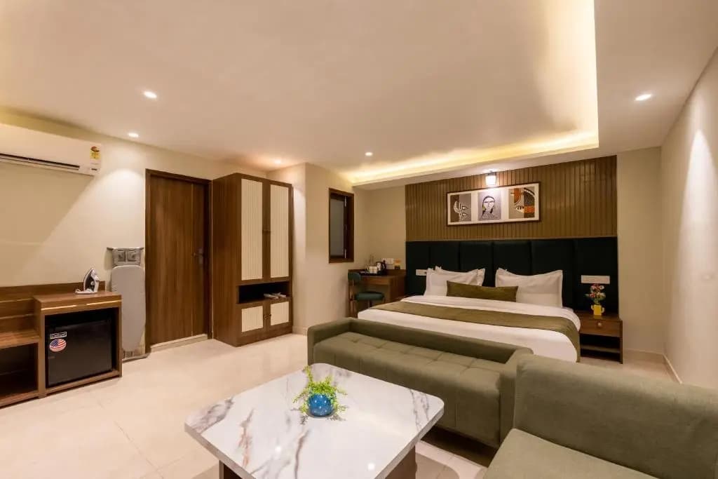 Saltstayz Premier - Paschim Vihar - photo 31