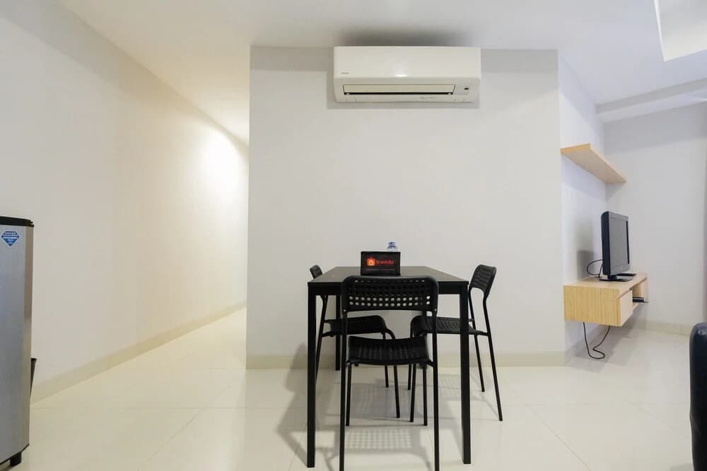 Stylish 2BR @ The Mansion Kemayoran Apartment - photo 3