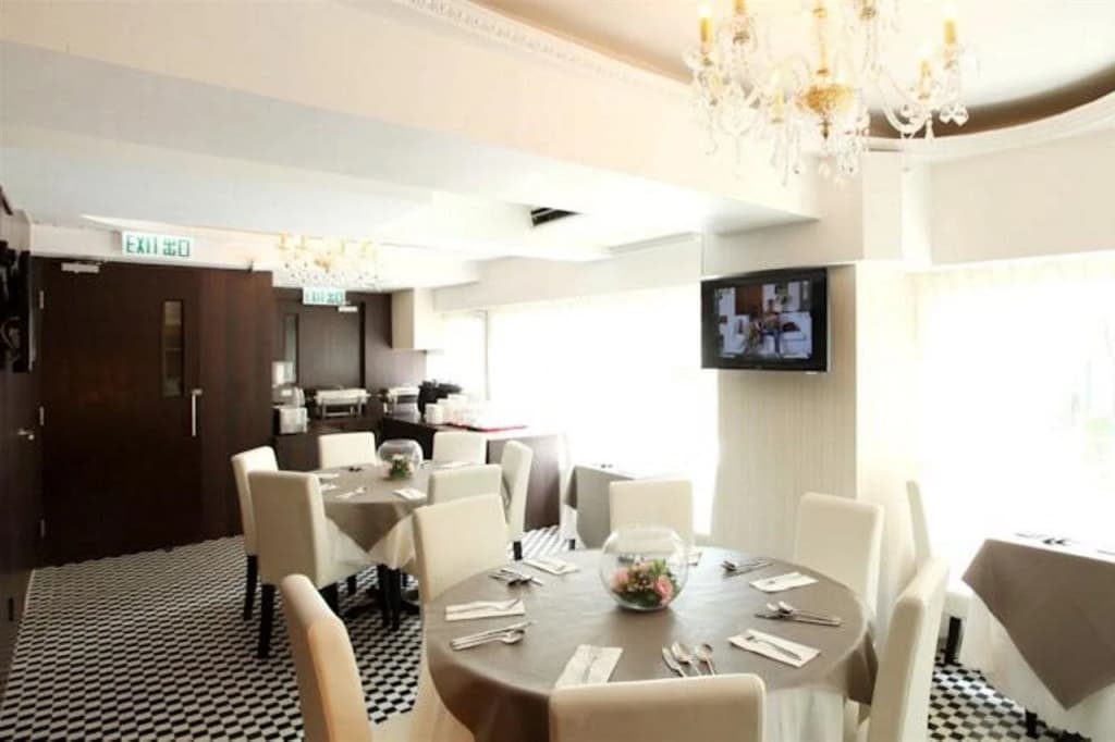 Bridal Tea House - Tai Kok Tsui Anchor Street - photo 11