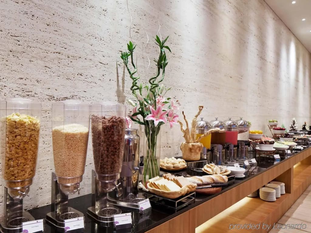 Grand Mercure Jakarta Harmoni - photo 11
