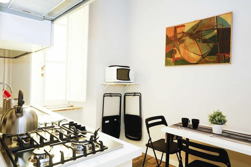 Tito Guesthouse - photo 12