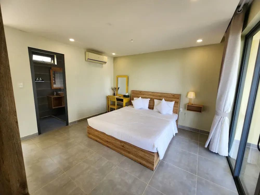 Sunny Shore Resort - photo 31