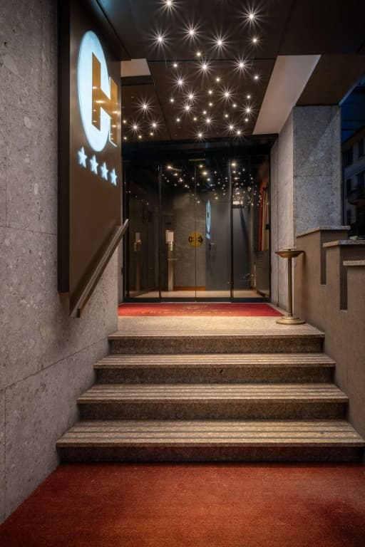 Crivi's Hotel - photo 15