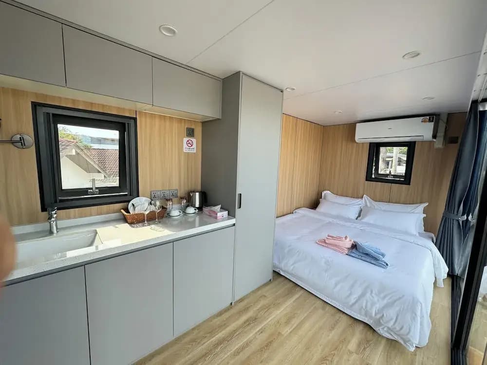 Space House Hotel Phuket - photo 2