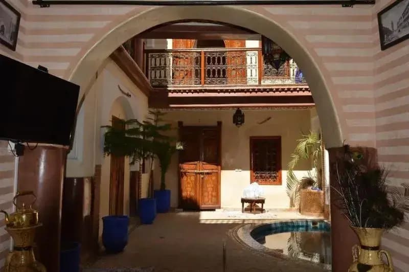 Dar Yasaman - main photo
