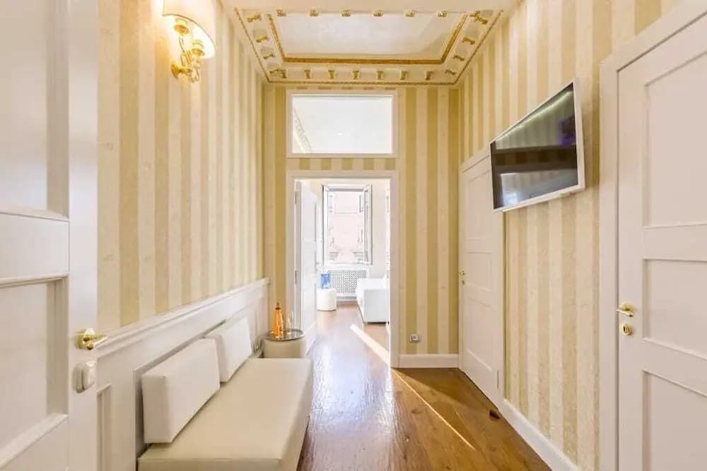 Piazza Venezia Luxury Suite - photo 10