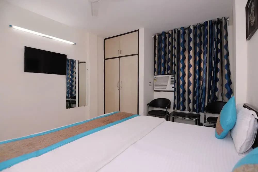 OYO 2041 Hotel Silver Land - photo 6