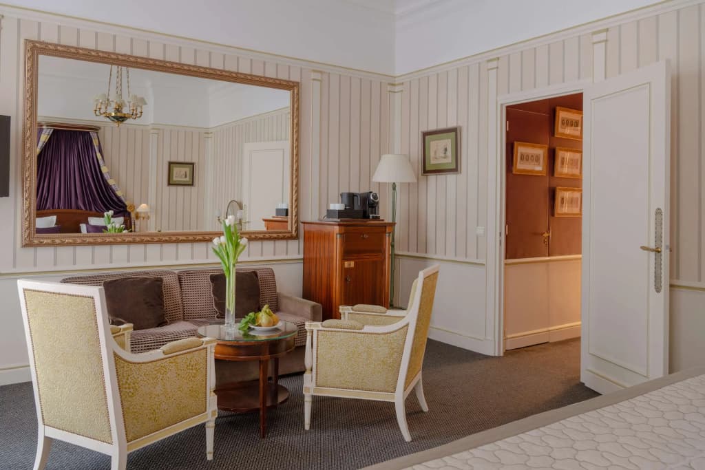Napoleon Hotel - photo 4