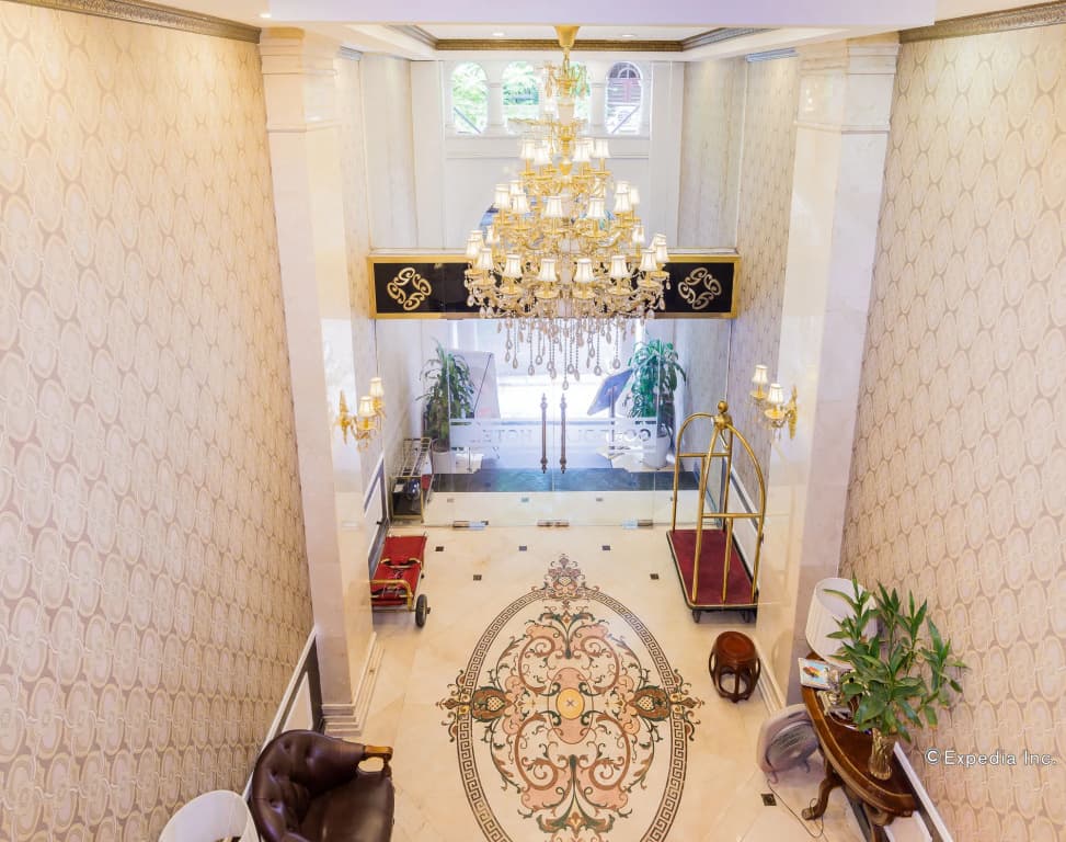 Scent Premium Hotel - photo 2