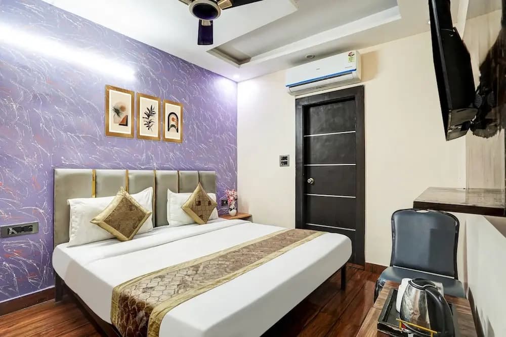 Hotel Twamev Couple Friendly Laxmi Nagar - photo 13