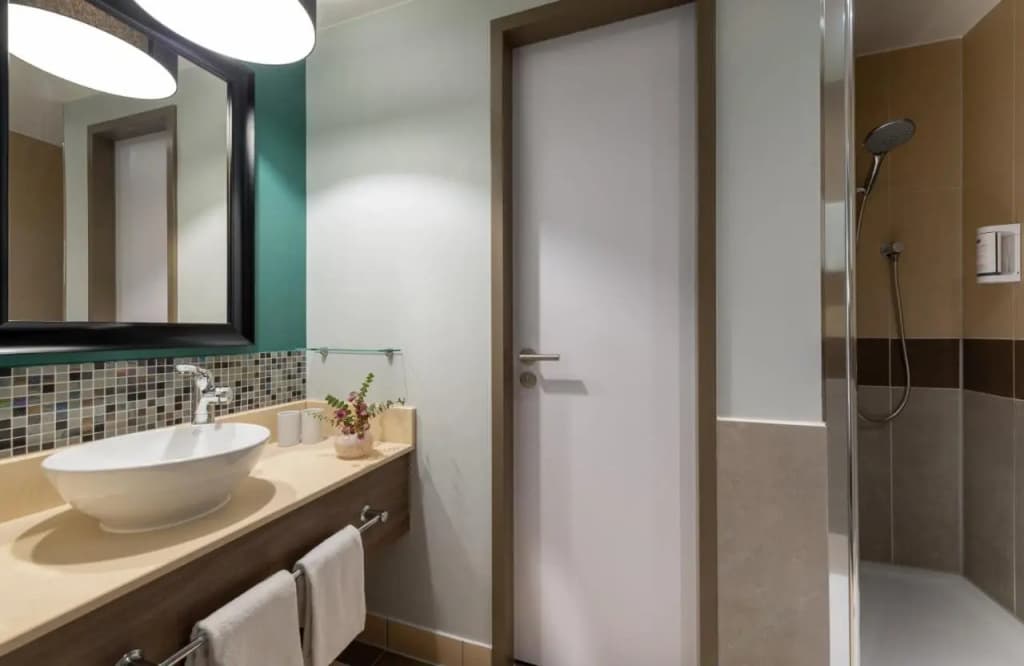 Leonardo Royal Hotel Berlin Alexanderplatz - photo 9