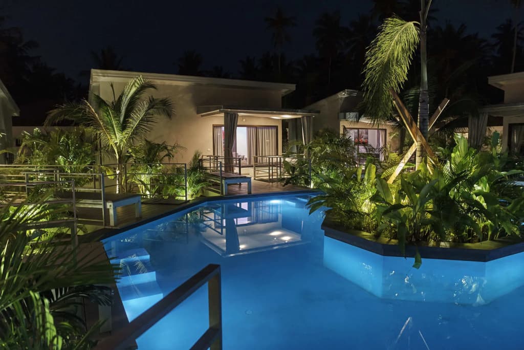 CoconutsPalm Resort - photo 22
