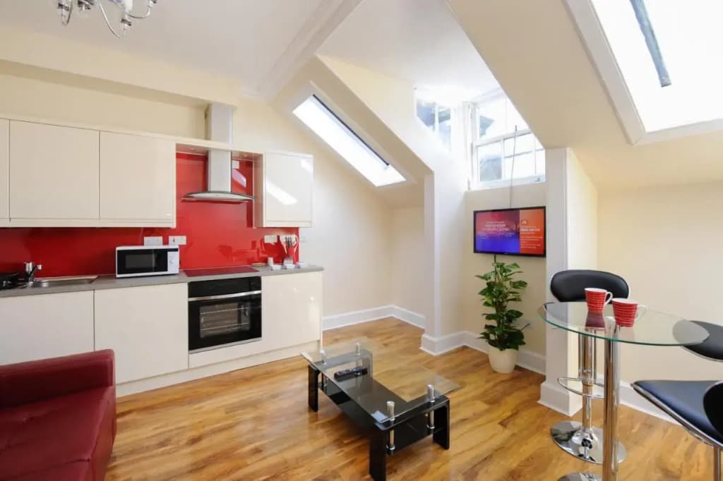 Hub By Premier Inn Edinburgh Haymarket - photo 29