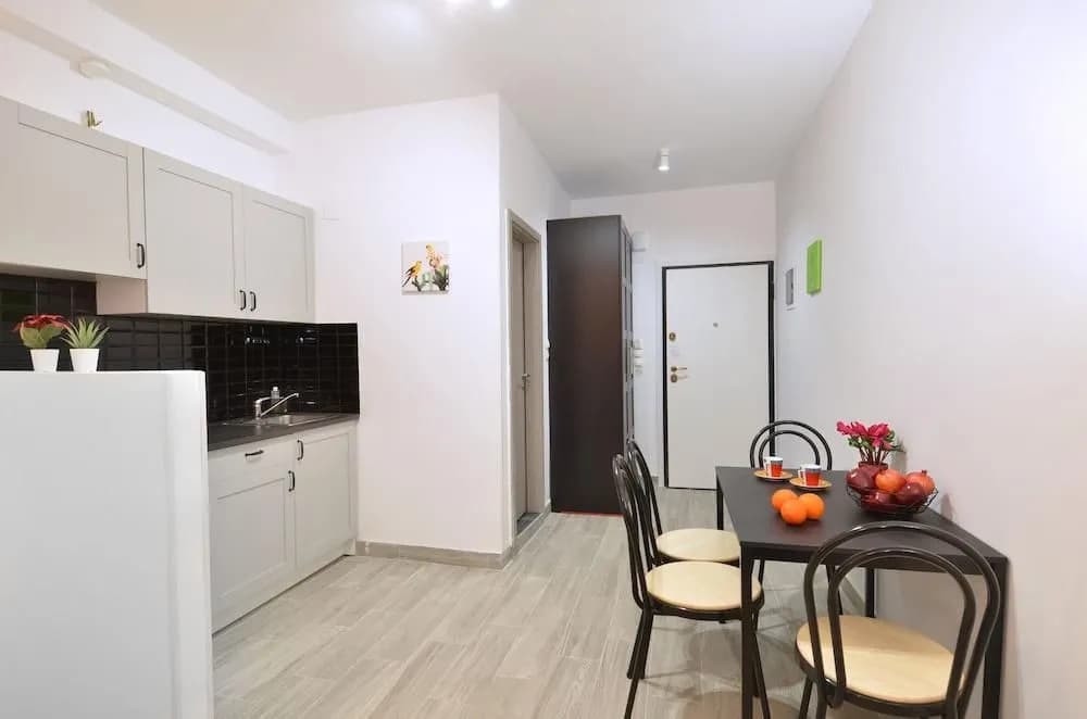 Metaxourgeio B A Minimal Apartment - photo 7
