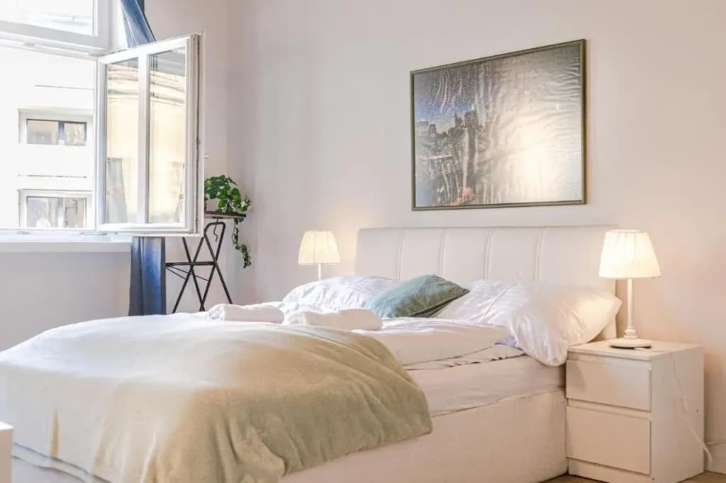 Perfectly situated 2BR Apt. - ideal for Longstays - photo 13