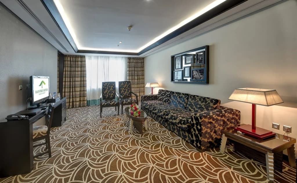 Pavilion Palace Hotel - photo 15