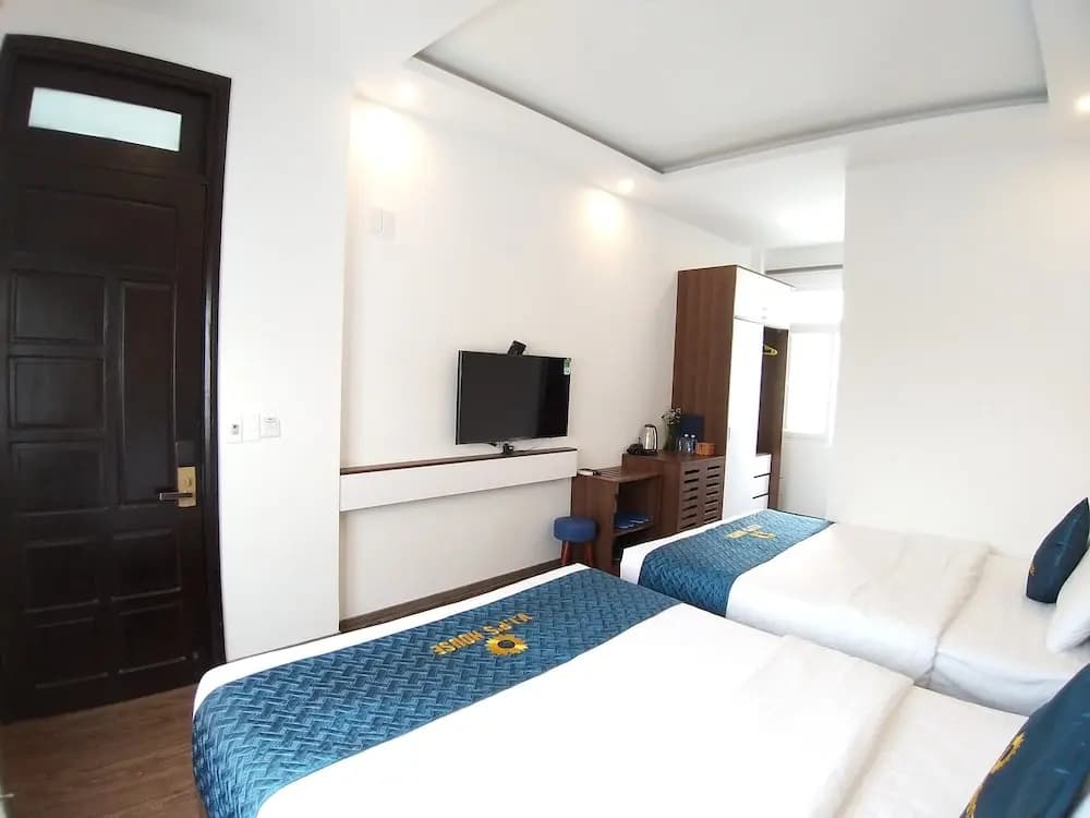 V.I.P's House 2 - photo 5