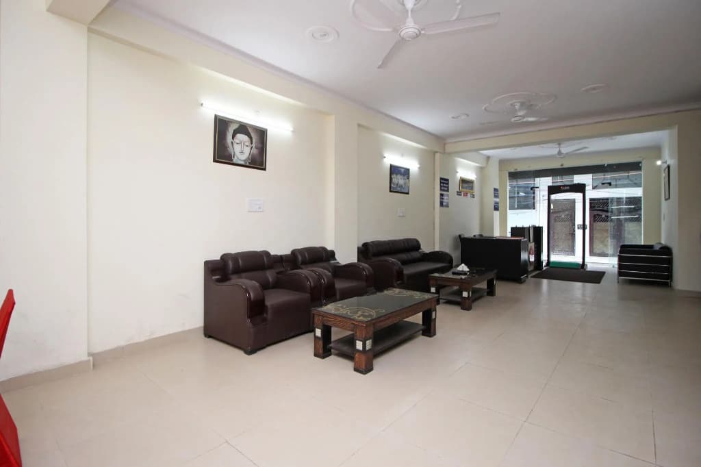 OYO 9273 Surya Palace - photo 23
