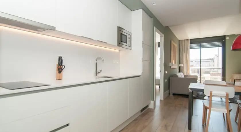 SF Apartments - photo 5