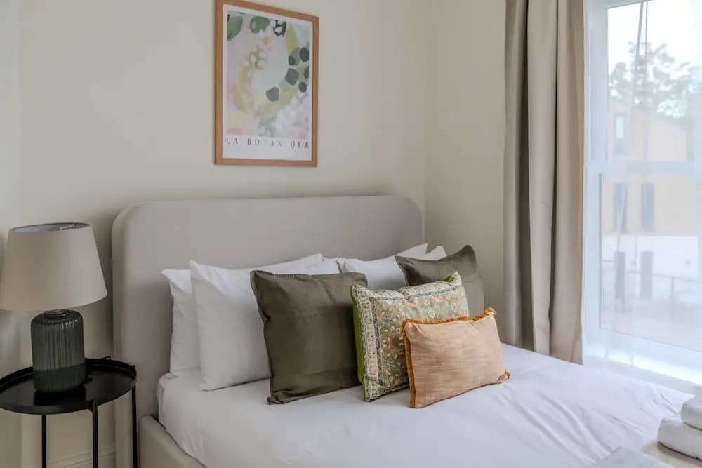 Beautiful 2 Bed, 2 Bath Abode In Dulwich - photo 2