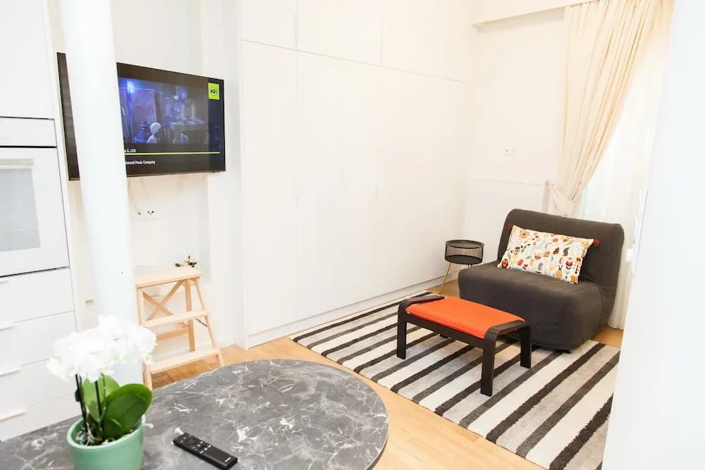 Great Studio In Central Athens - photo 11