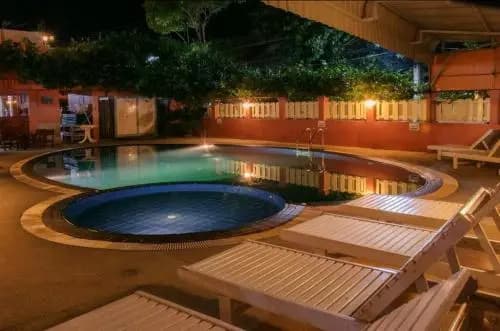 Takiab Beach Pool Villa - photo 12