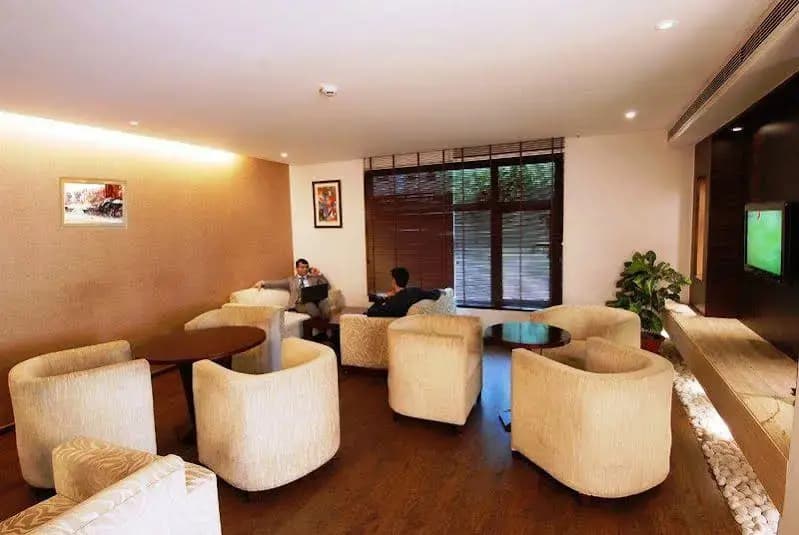 Aarone Residency Airport - photo 1