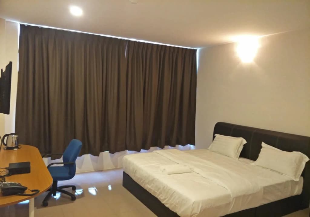 Anderson Hotel - photo 4
