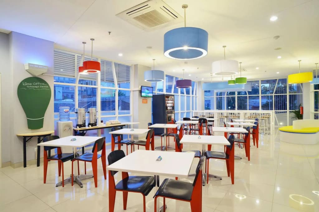 POP! Hotel Kemang Jakarta - photo 24