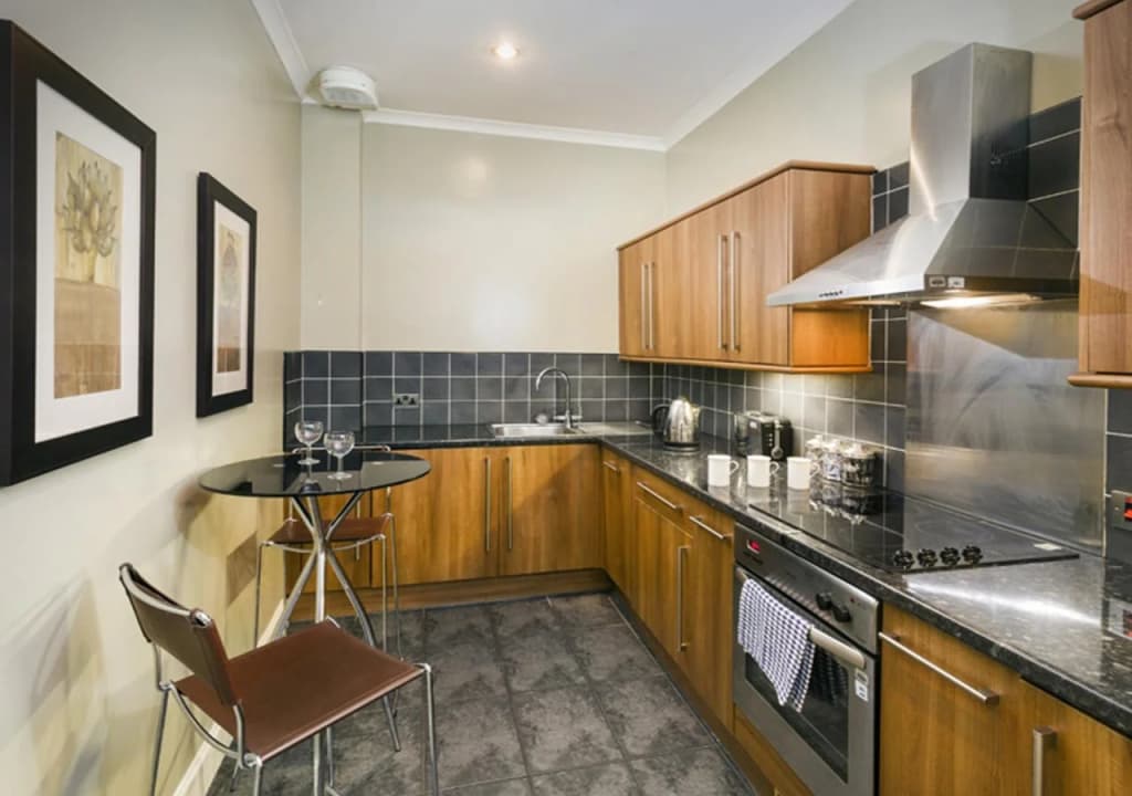 Nicolson Apartments - main photo