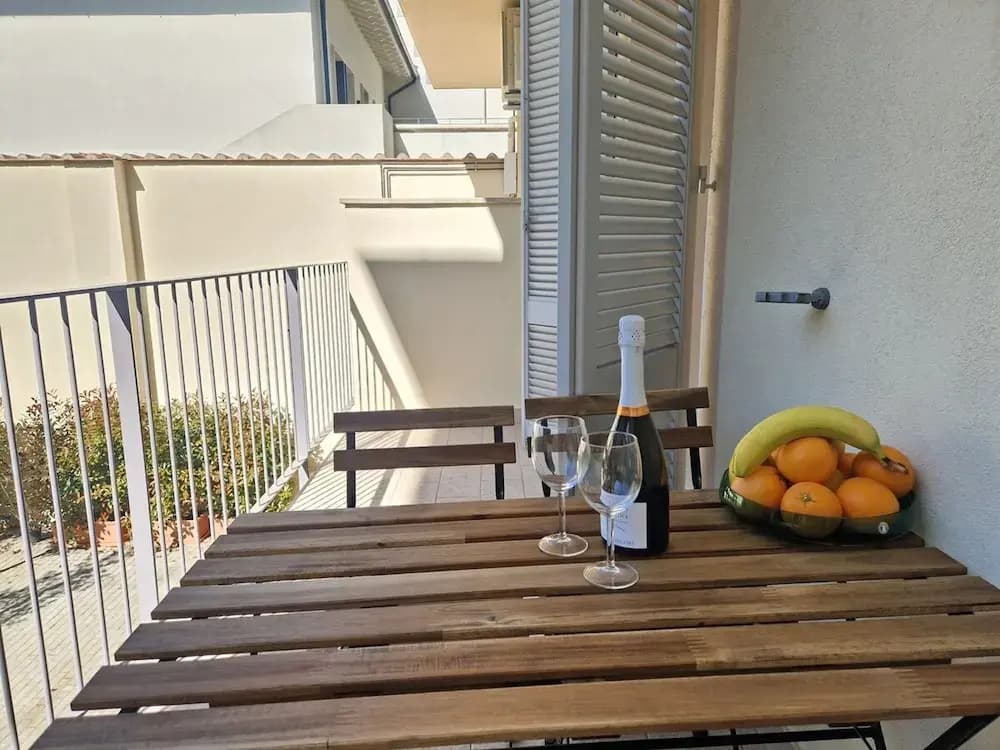 Moderno Bilocale con Terrazzo e Parcheggio - photo 11