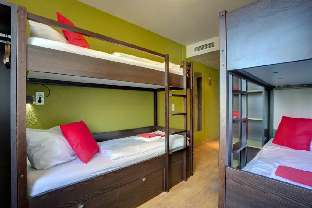 MEININGER Hotel Berlin Hauptbahnhof - photo 23