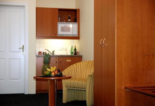 Suite Hotel 900 m zur Oper - photo 15