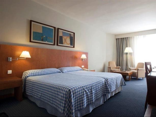 Hotel Moncloa - photo 4