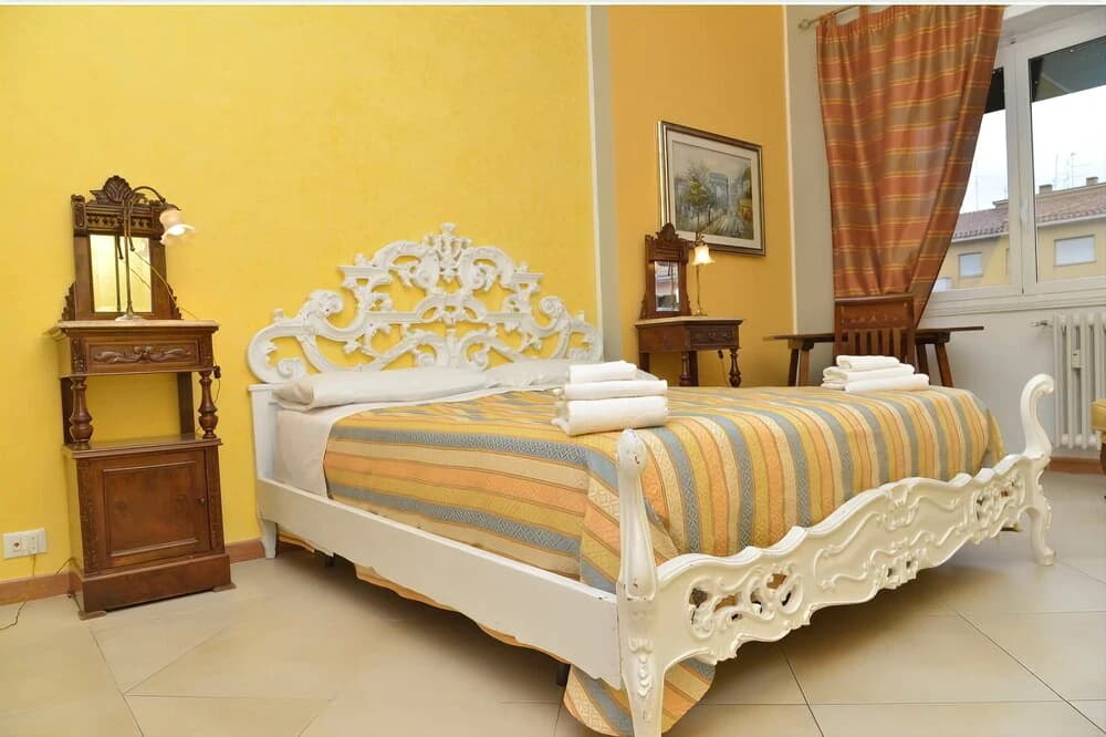 At Vatican Apartment - photo 3