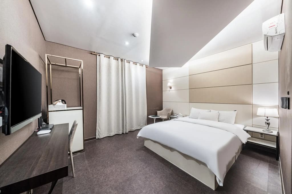 Hotel Cullinan DaeChi - photo 22