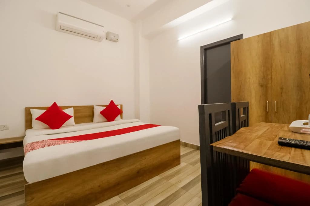 Oyo (73570) Discovery Inn - photo 4