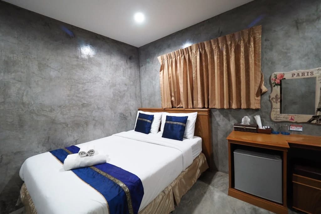 Phoom House - photo 4