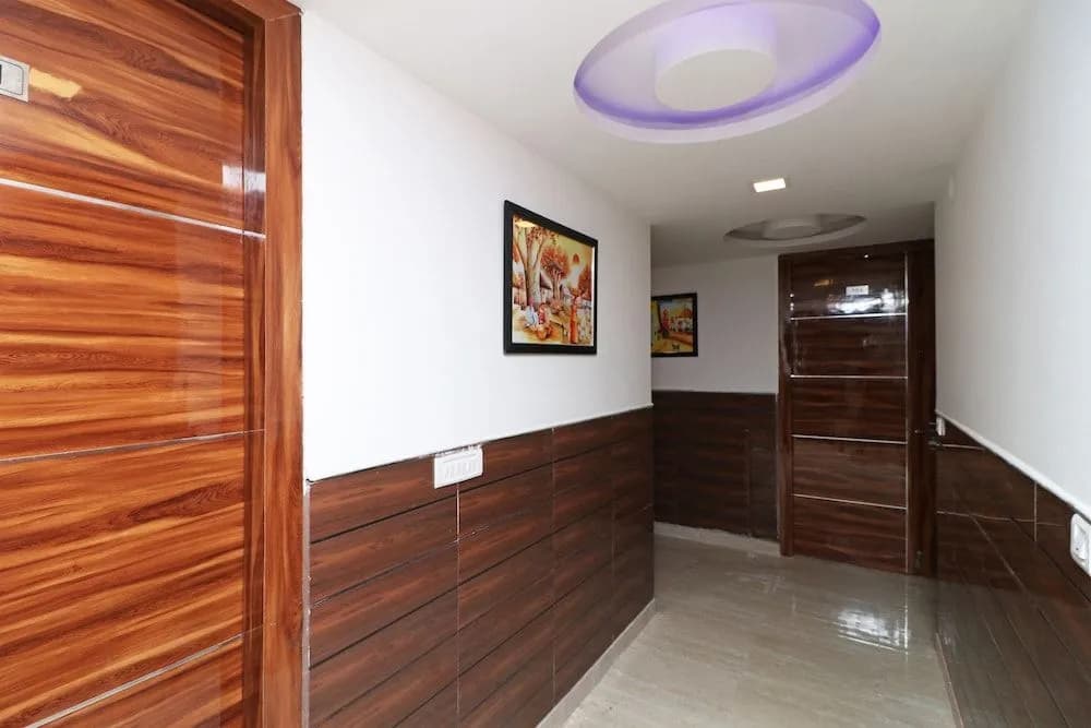 OYO 29864 Pearl Inn - photo 11