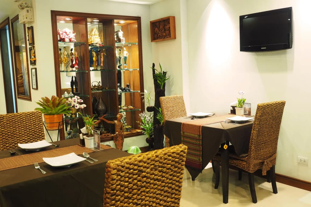Baan Sukhumvit Soi 18 - photo 15