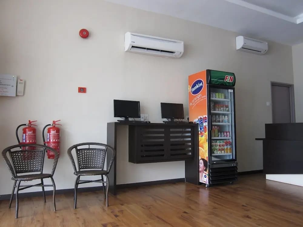 Place2Stay Hotel - photo 10