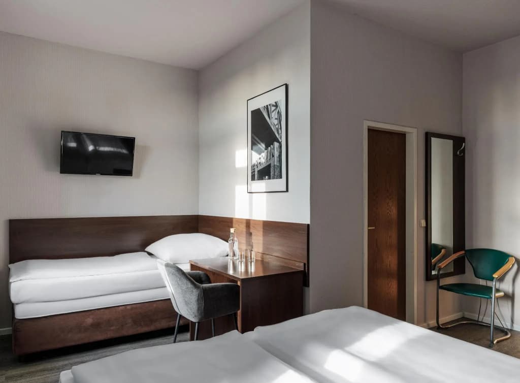Hotel Nova Berlin - photo 3