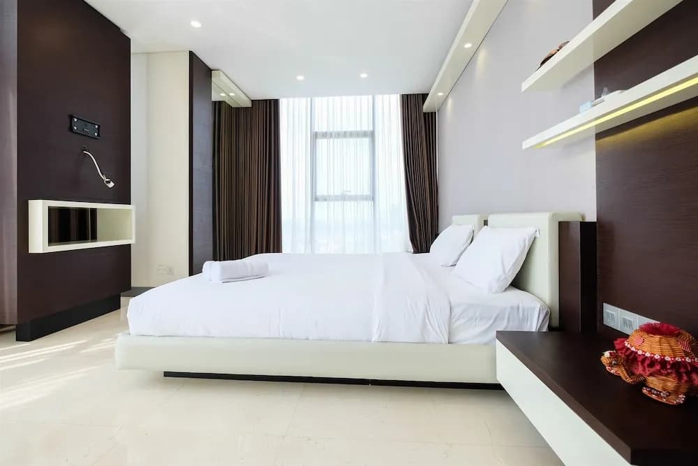 Modern Elegant Design L'Avenue Apartment - photo 23