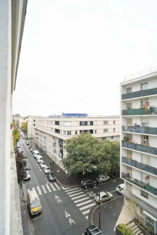 Hostnfly Apartments - Beautiful Bright Studio Near Père Lachaise - main photo