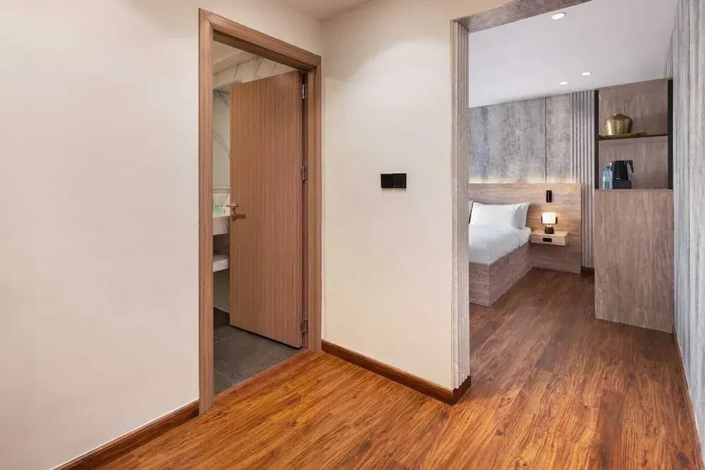 Regency Inn - photo 21
