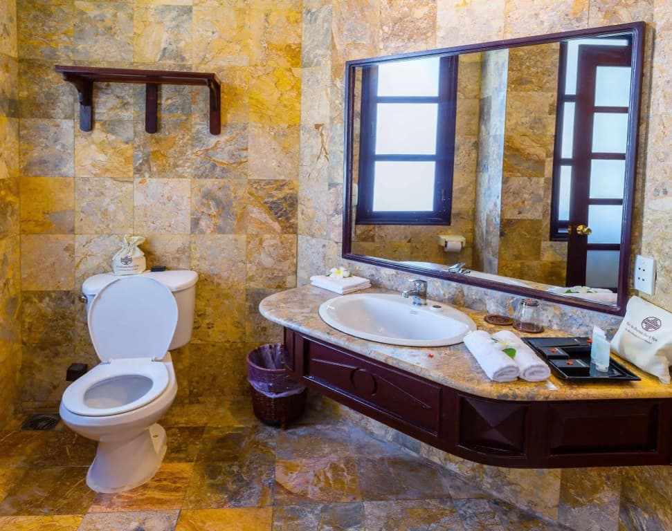 Hoi An Riverside Resort & Spa - photo 9